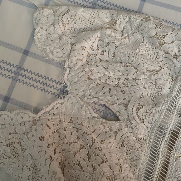 Remi Lace Mini Dress - Picture 13 of 16